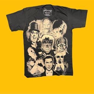 Monsters graphic tshirt